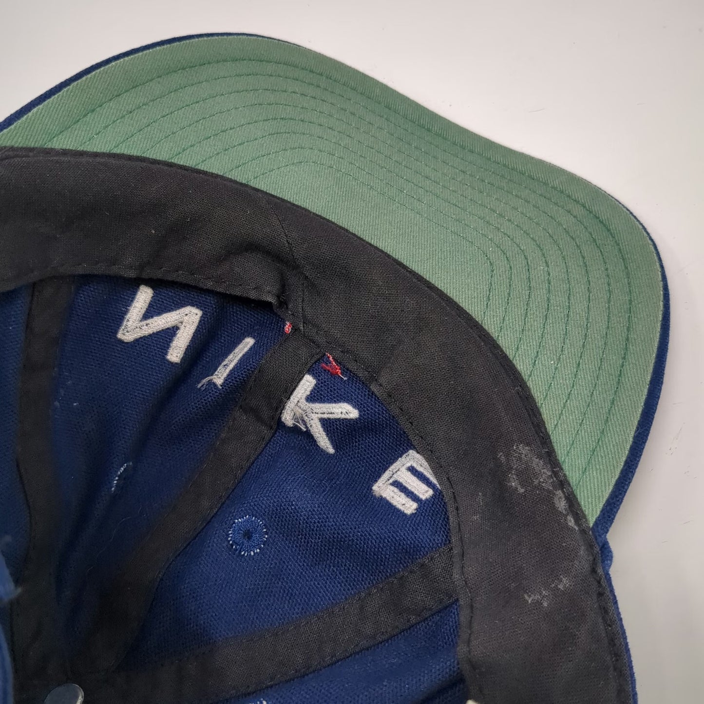 Nike Baseball Cap Blue One Size Slideback Green Underbrim Embroidered hat