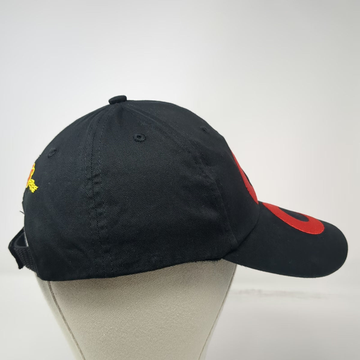 Island Promotions Baseball Cap Black One Size Shari's Restaurant Embroidered hat