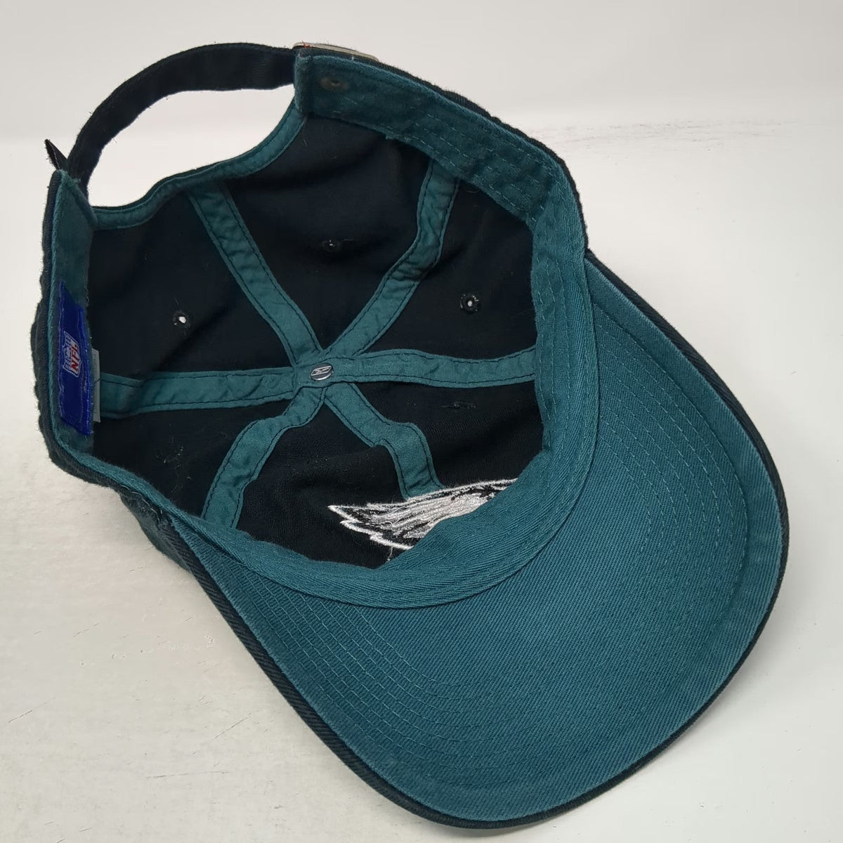 Philadelphia Eagles NFL Reebok Black One Size Slideback Green Underbrim Hat