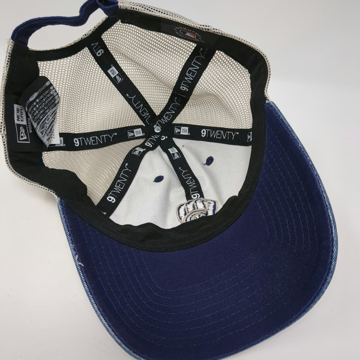 New Era Milwaukee Brewers MLB Baseball Cap Blue Women's 9TWENTY Mesh Back Hat