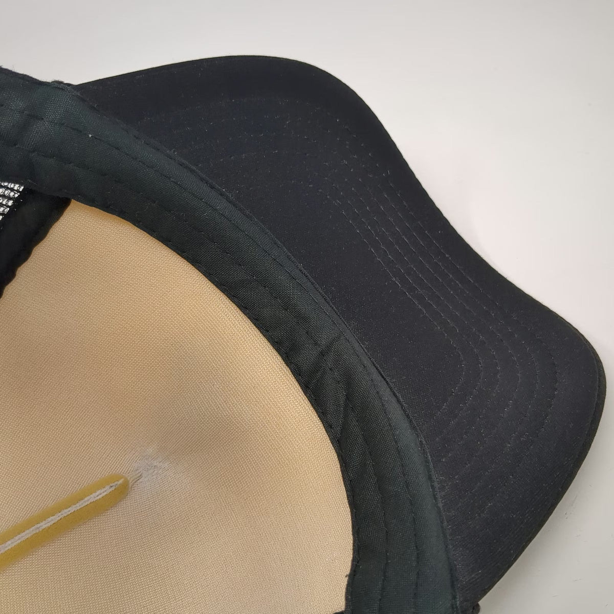 Black One Size Trucker Hat Mesh Snapback Rope Shamrock RB14 Irish Flag White Hat