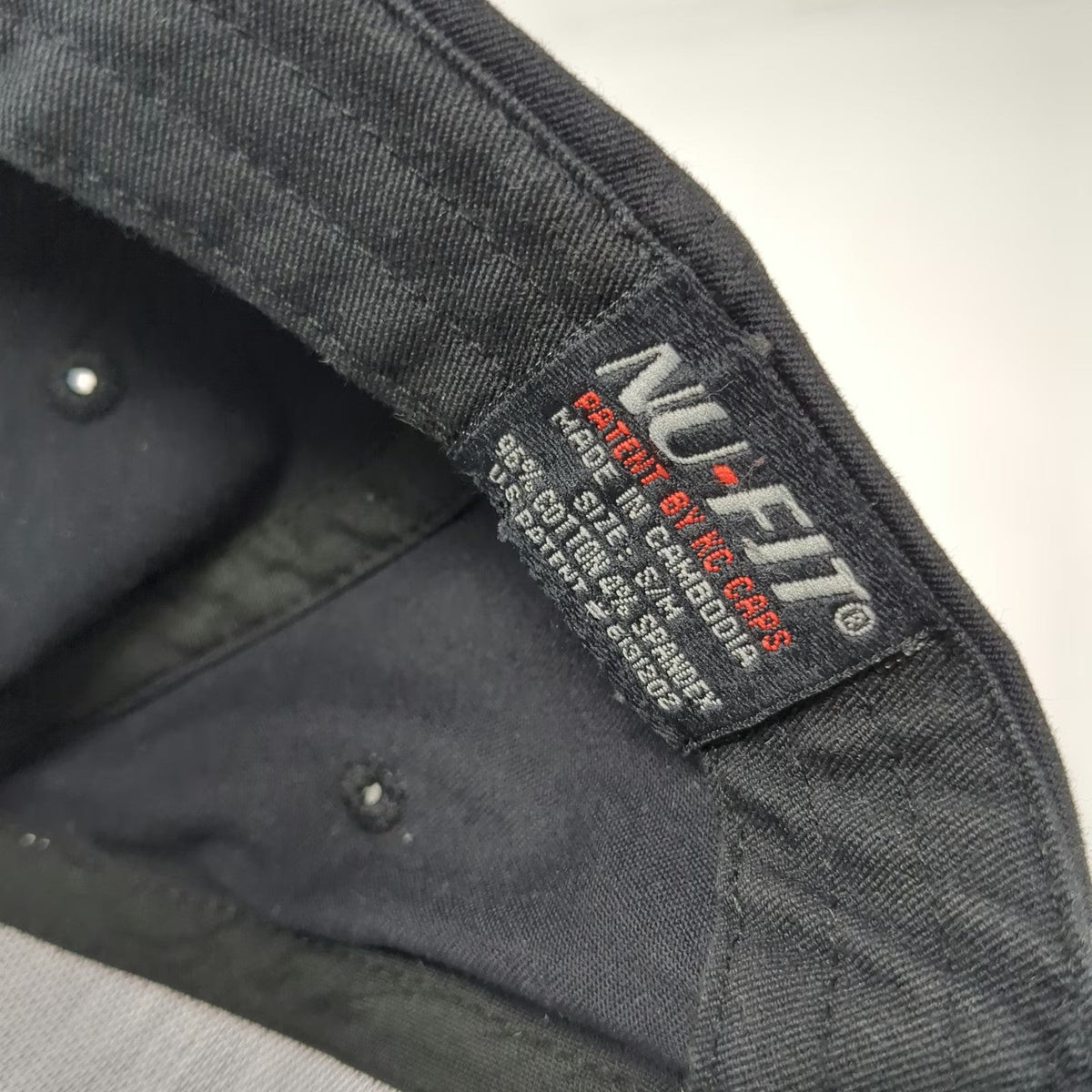 KC Caps Baseball Cap Black M J.E. Industries 20 Percent Stretch Fit Hat Gray