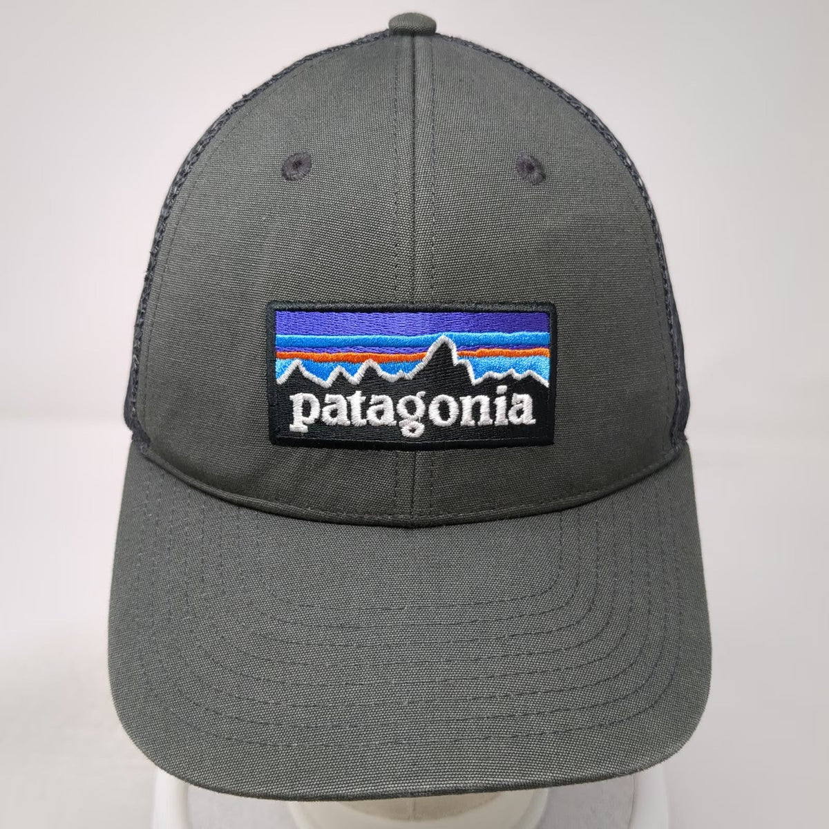 Patagonia Trucker Hat Gray One Size Mesh Back Snapback Fitz Roy Logo Patch