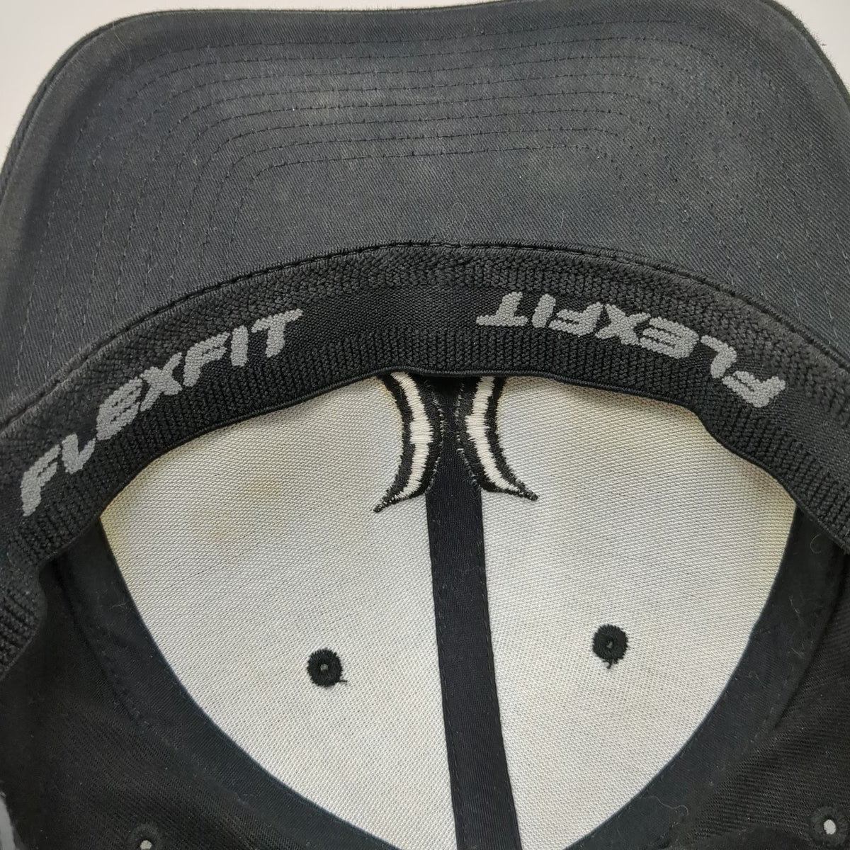 Hurley Baseball Cap Black M Flexfit Tonal Logo Curved Brim Stretch Fit Hat