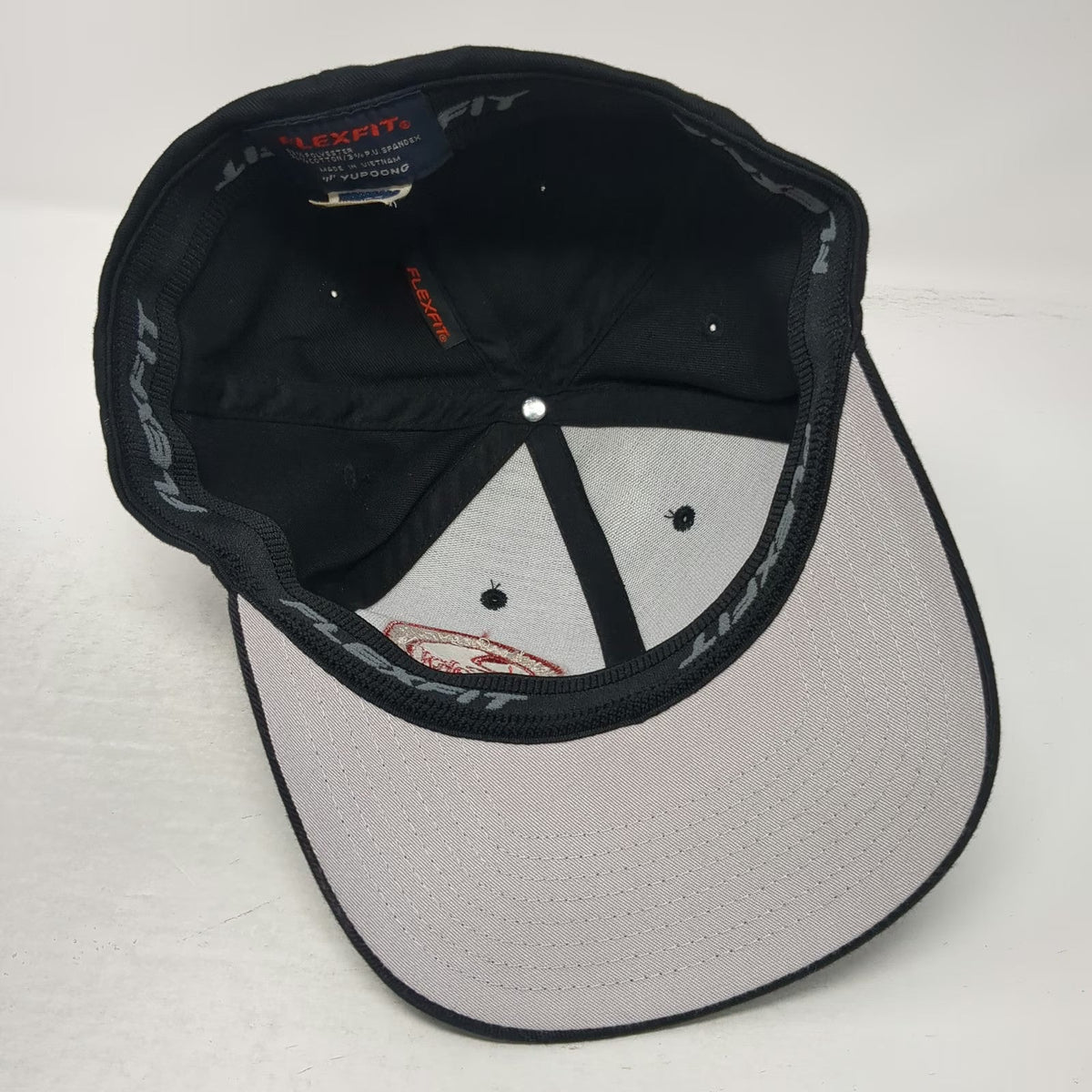 Flexfit Smoky Mountain Pizzeria Grill Black XL Baseball Cap Hat Fitted Logo