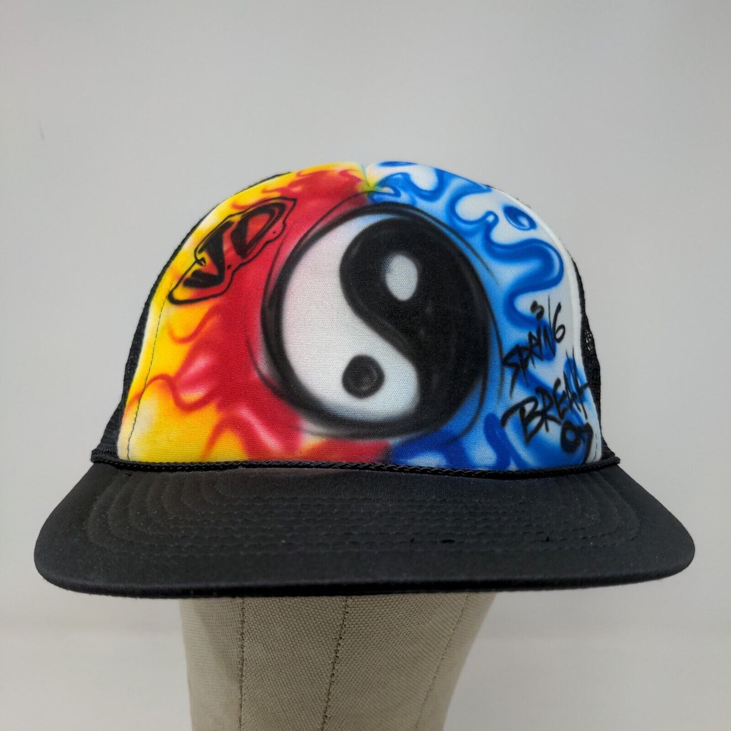 Cameo Men's Snapback Mesh Back Hat Black OSFA Graphic Spring Break Ying Yang