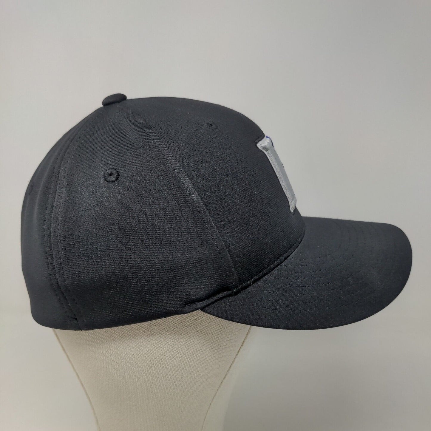 Richardson Men's Fitted Hat Black Size S-M Embroidered B Logo PTS 20