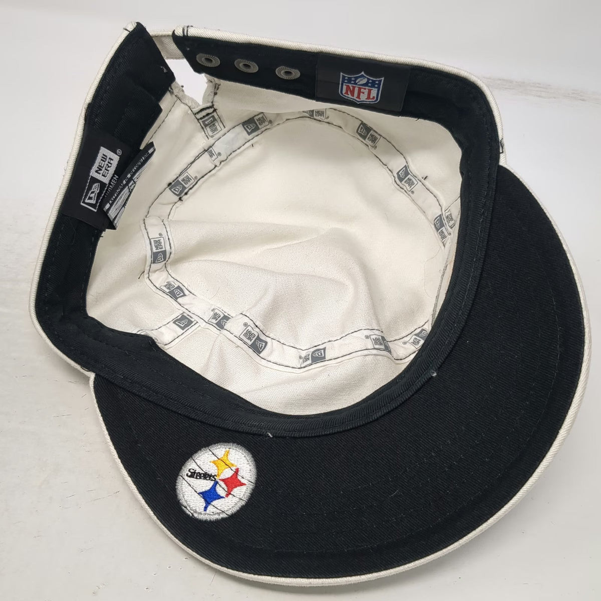 New Era Pittsburgh Steelers NFL Army Cap White One Size Contrast Stitching Hat