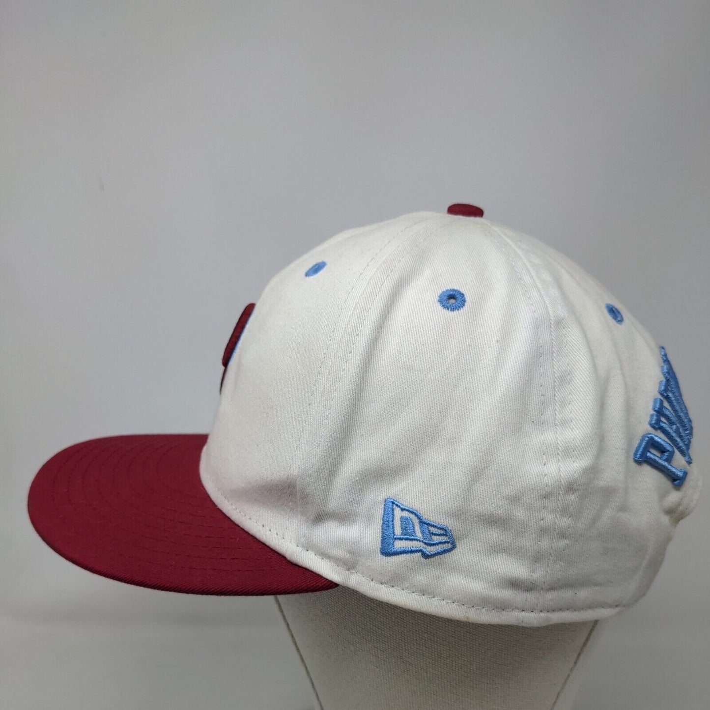 New Era Men's Snapback Hat White OSFM Embroidered Philadelphia Phillies Signed