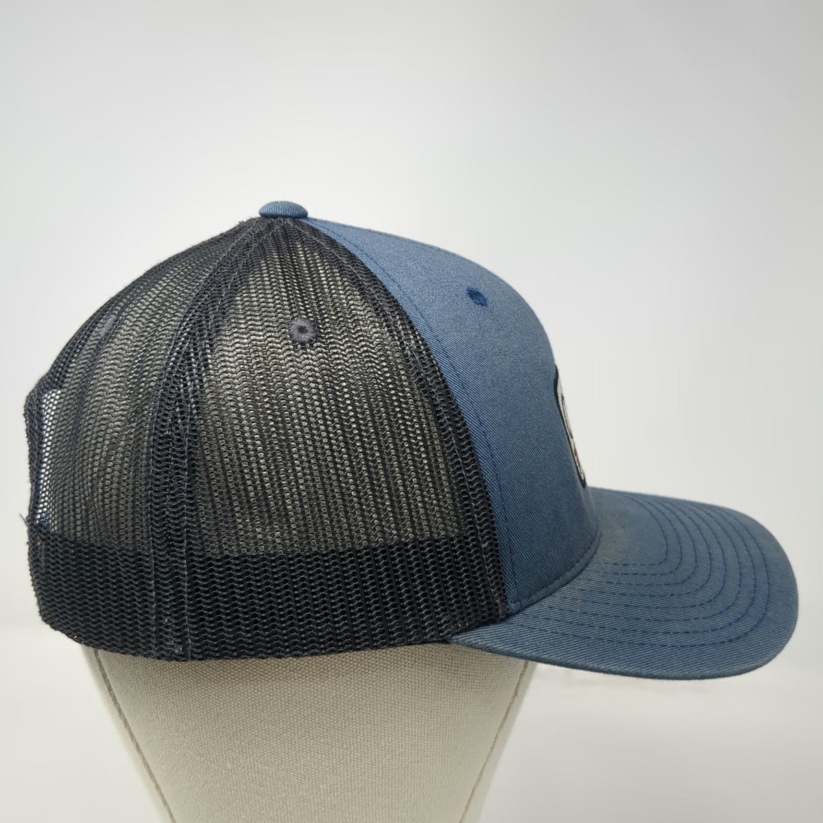 O'Neill Trucker Hat Blue One Size Snapback Mesh Back Logo Patch Curved Brim Surf