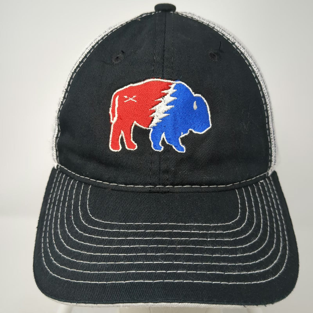 Bison Union Trucker Hat Black White One Size Snapback Mesh Embroidered Buffalo