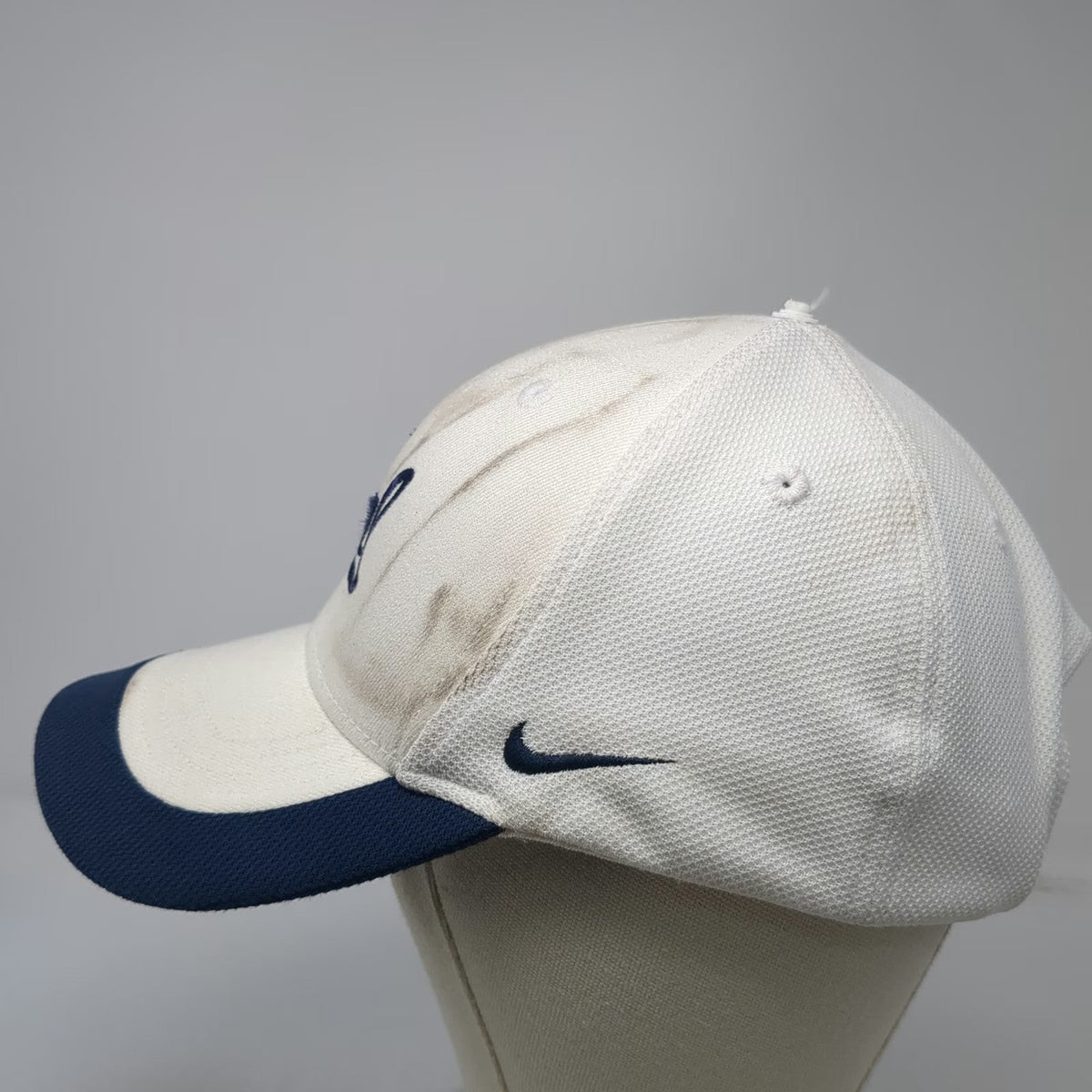 Nike Cal Golden Bears NCAA Baseball Cap White Blue One Size Dri-FIT Strapback