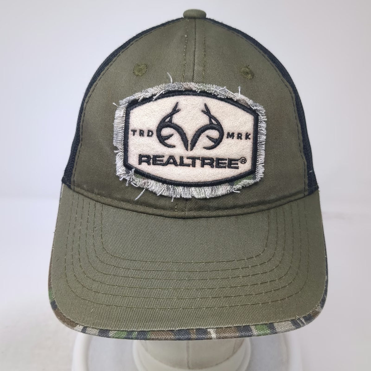 Realtree Trucker Hat Green One Size Snapback Frayed Patch Camo Brim Antler