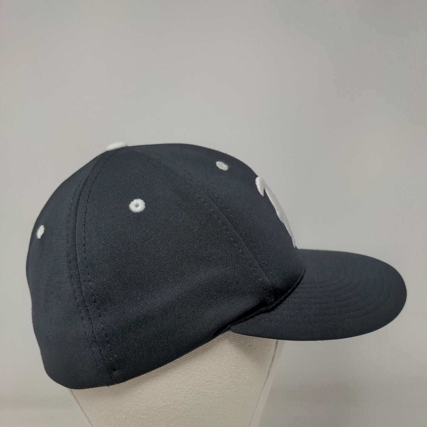 Richardson Fitted Hat Black XS/S Embroidered Flexfit 6 Panel Vent Holes