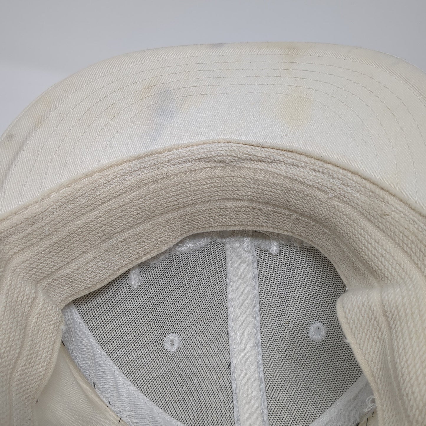 Brooklyn Fitted Baseball Cap Beige One Size Embroidered 6 Panel A-Flex