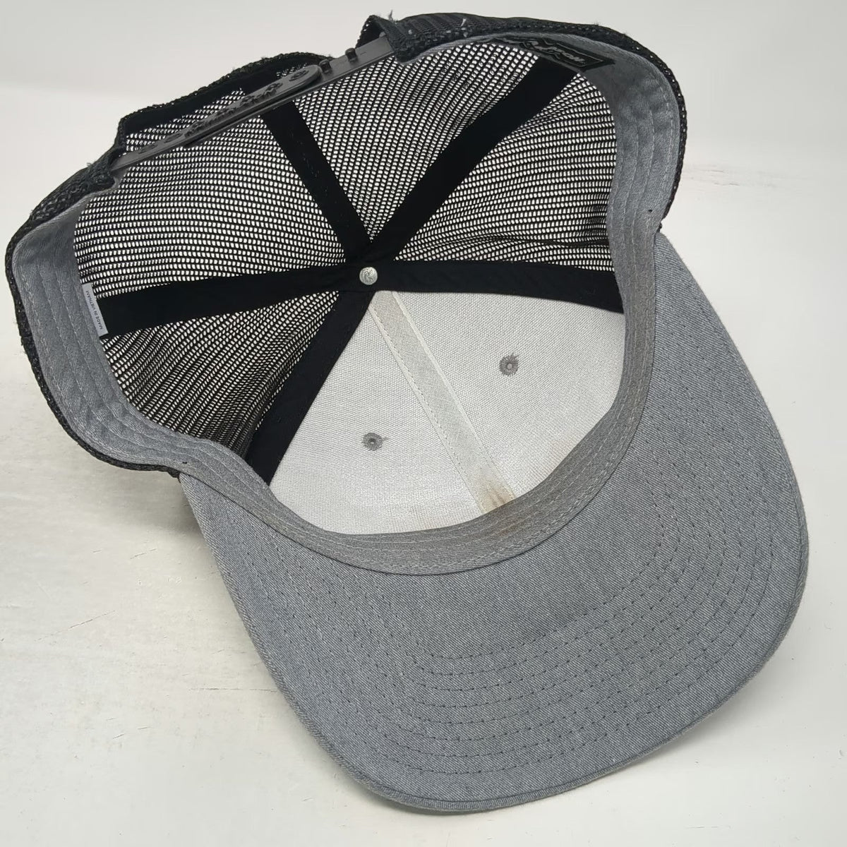 Richardson Trucker Hat Gray One Size Salt Lick BBQ Texas Patch Mesh Snapback