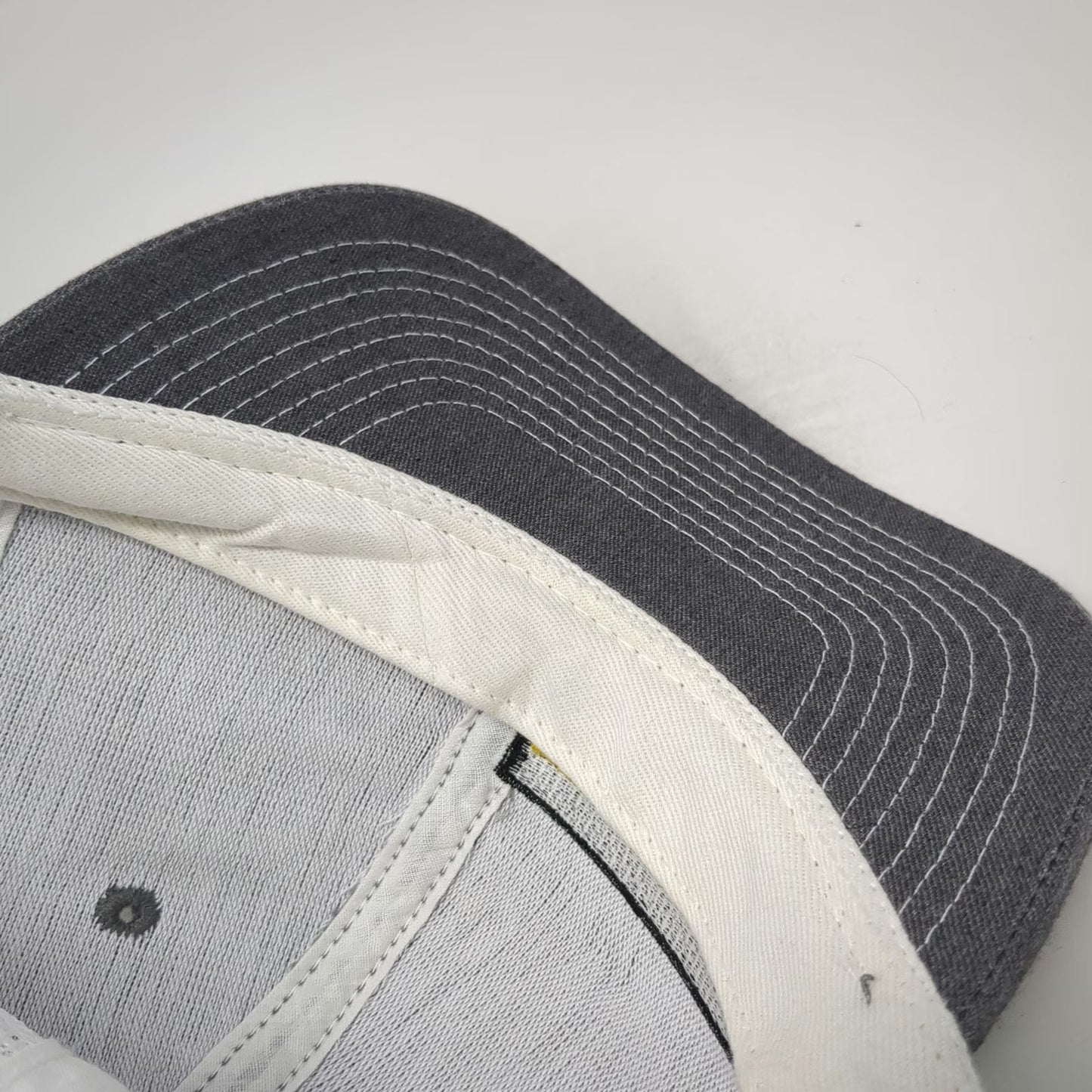 Army National Guard Trucker Hat Gray One Size Mesh Snapback Contrast Stitching