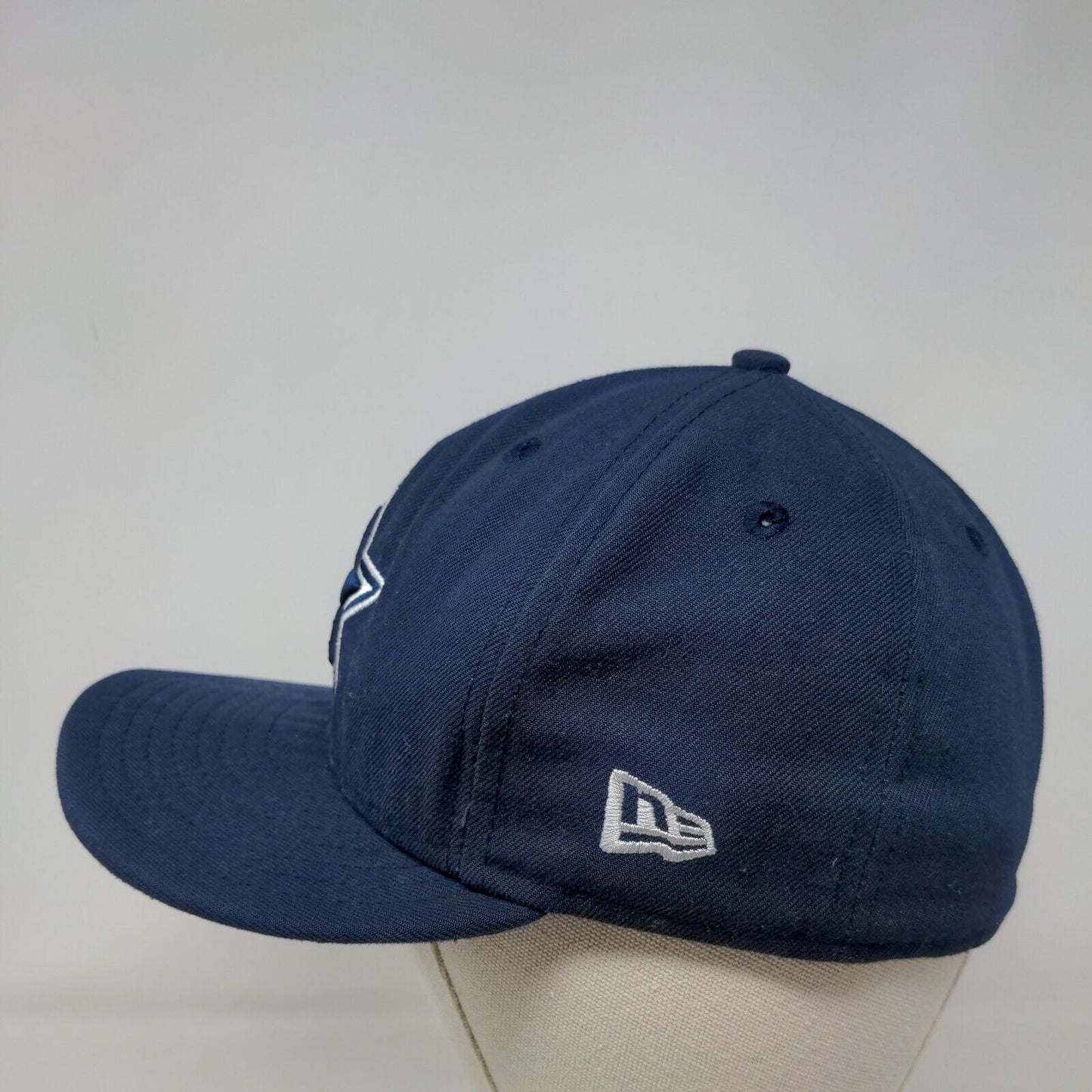 New Era Men's Fitted Hat Blue 7 1/4 Embroidered Dallas Cowboys Logo 59Fifty Logo