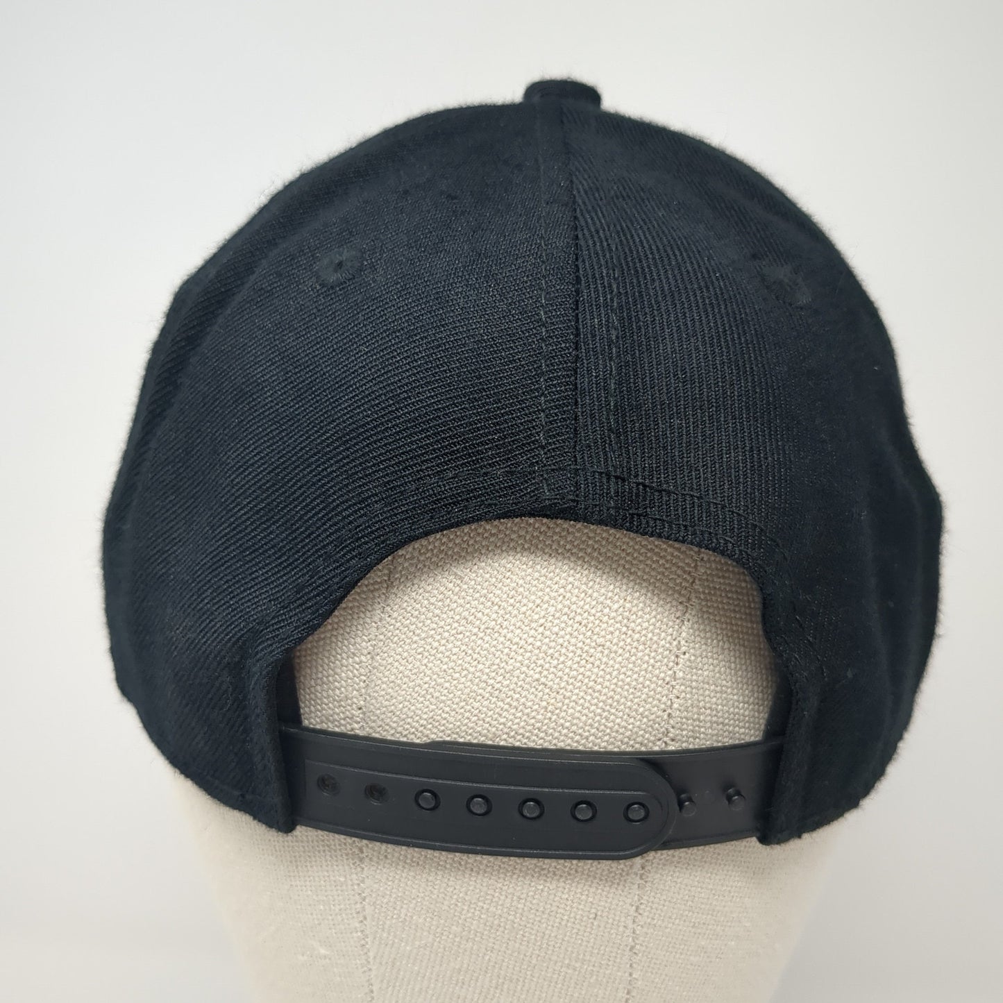 Alien Snapback Hat Black One Size Adjustable Embroidered Tilgomedal