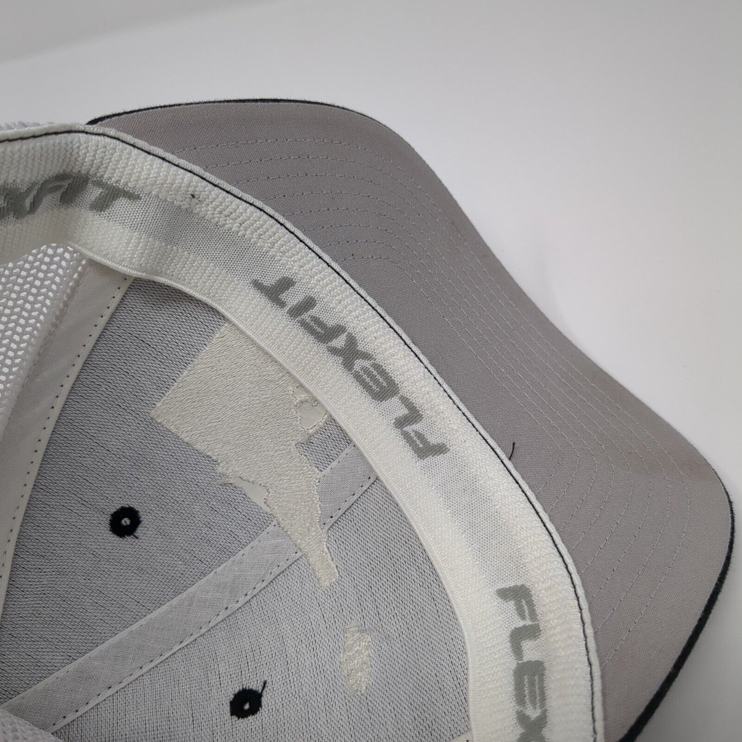 Idaho Gun Fitted Mesh Back Trucker Hat Black One Size Flexfit Yupoong