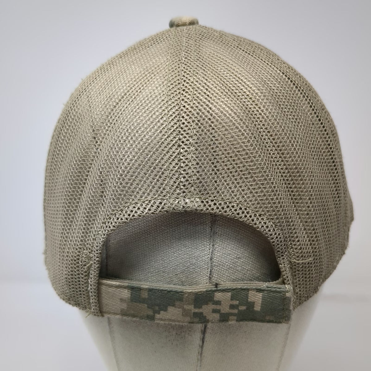 SpiderWire Baseball Cap Beige One Size Digital Camo Mesh Back Strapback Hat