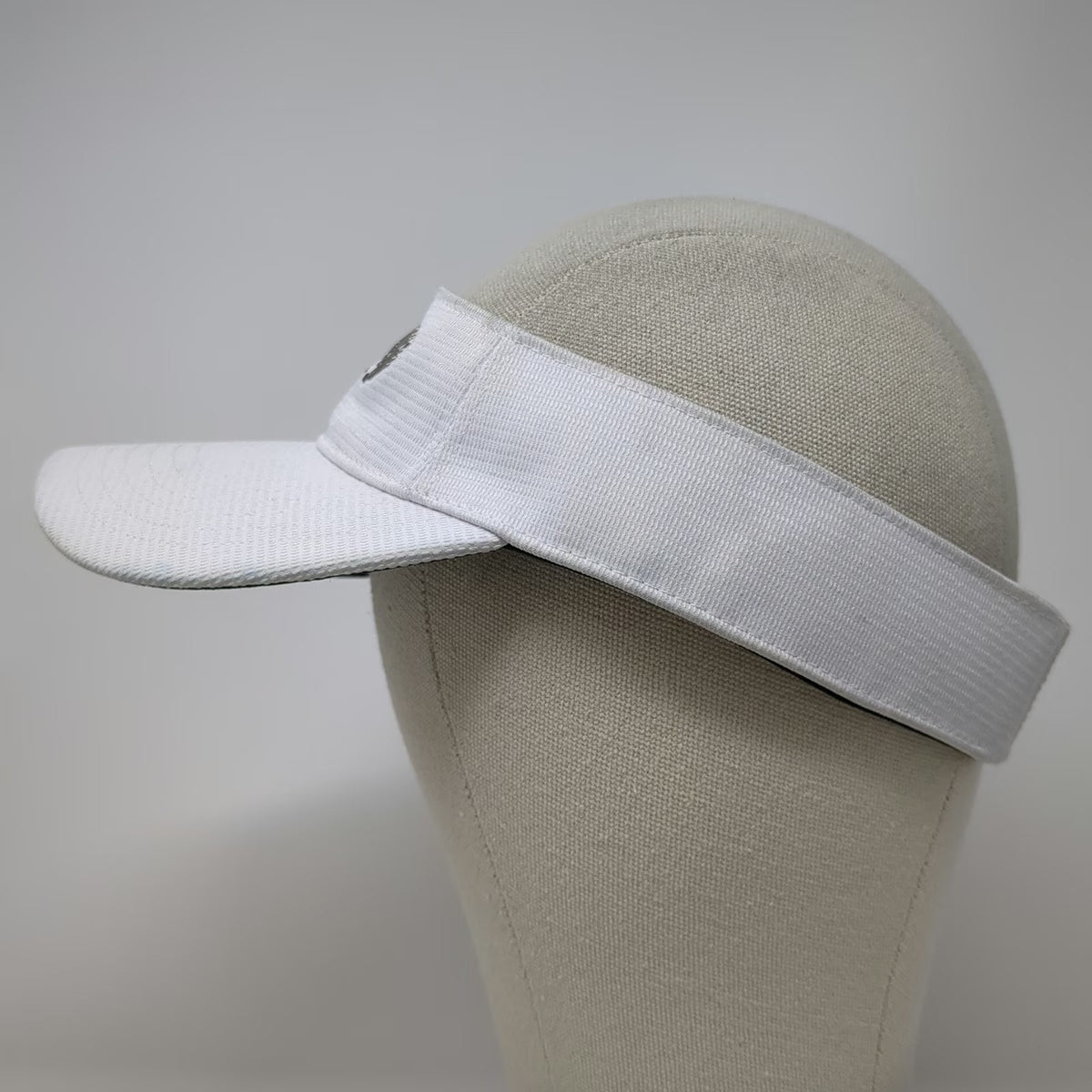 Callaway Visor White One Size Strapback Chrome Logo Performance Golf Sport Hat