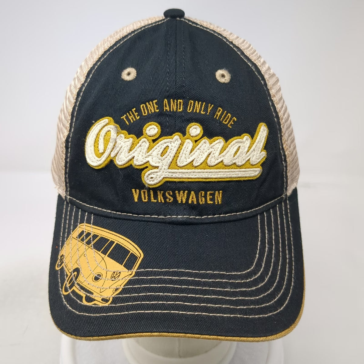 713 Headwear Trucker Hat Black One Size Volkswagen Bus Licensed Mesh Snapback
