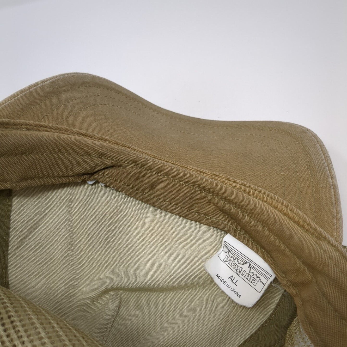 Patagonia Bison Snapback Mesh Back Trucker Hat Tan One Size Adjustable