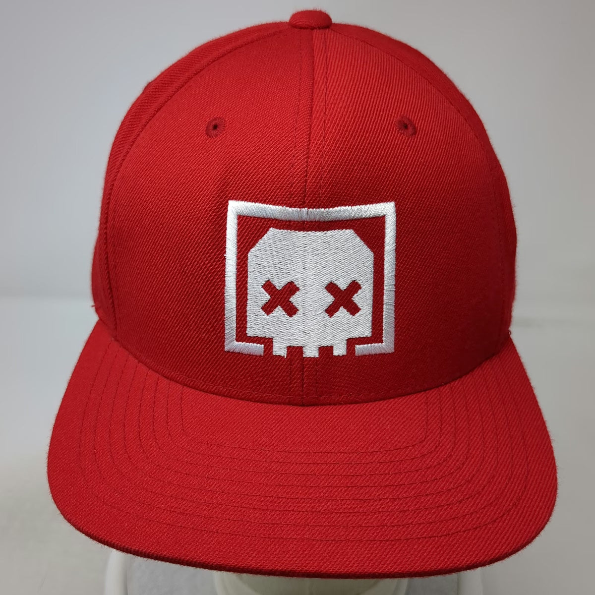 Yupoong Snapback Red One Size Apex Legends Skull Flat Brim Video Game Gaming Hat