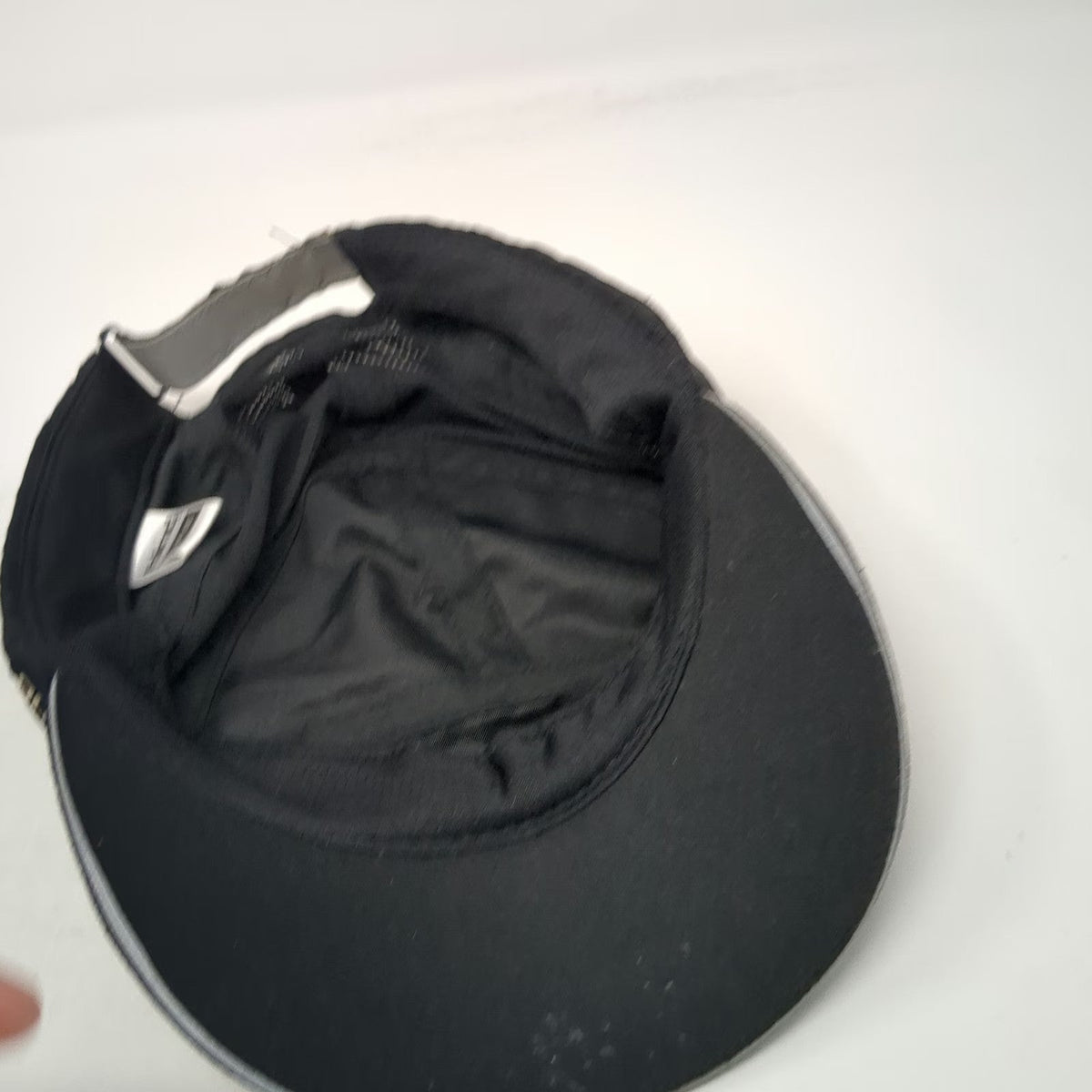 Hind Baseball Cap Black One Size Mesh Panels Reflective Strap Performance hat