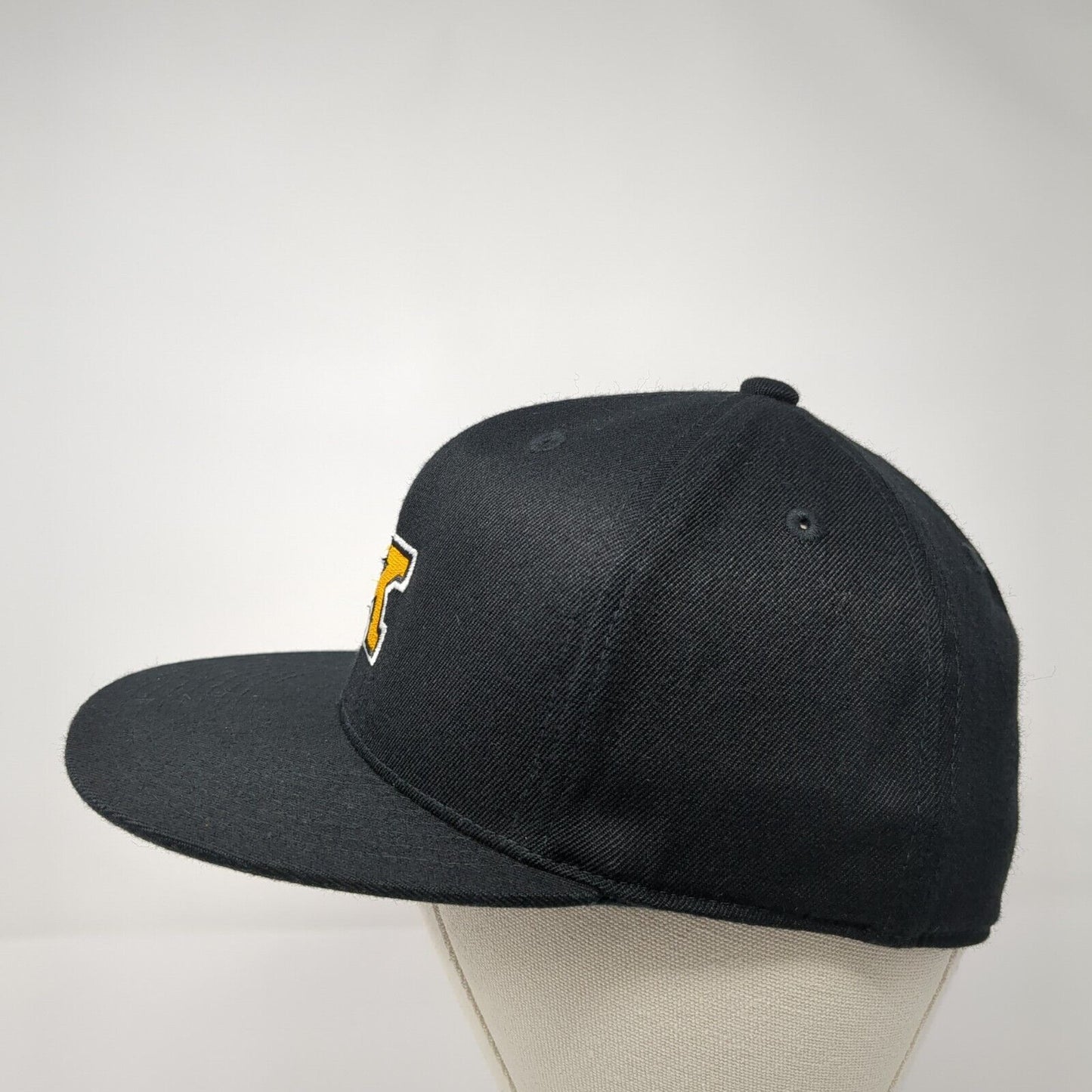 Bishop Kelly 210 Fitted Hat Black S/M Embroidered 6 Panel Port Authority