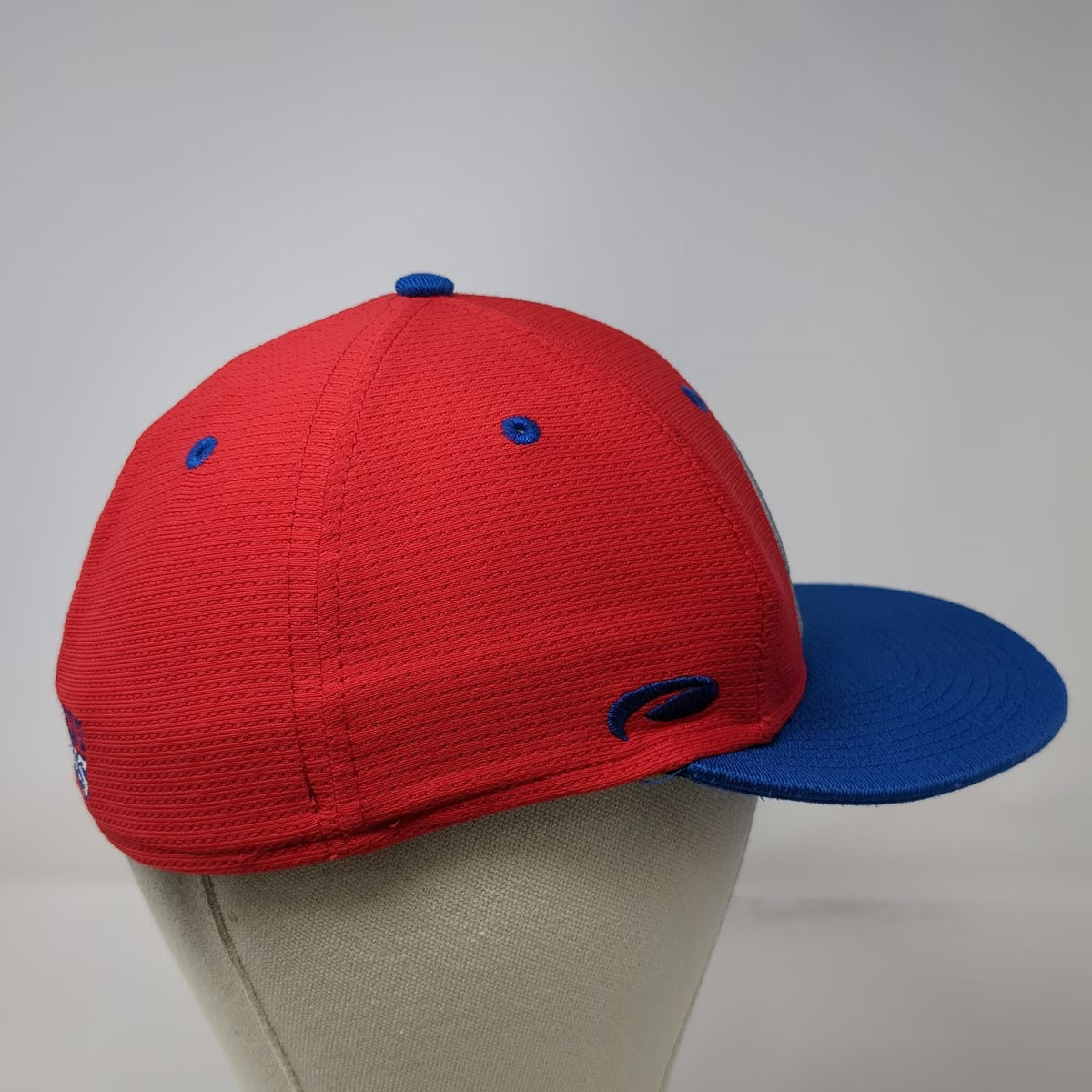Connecticut Capitals Pukka Cap Red Blue Size S Flat Brim A-Flex Embroidered Hat