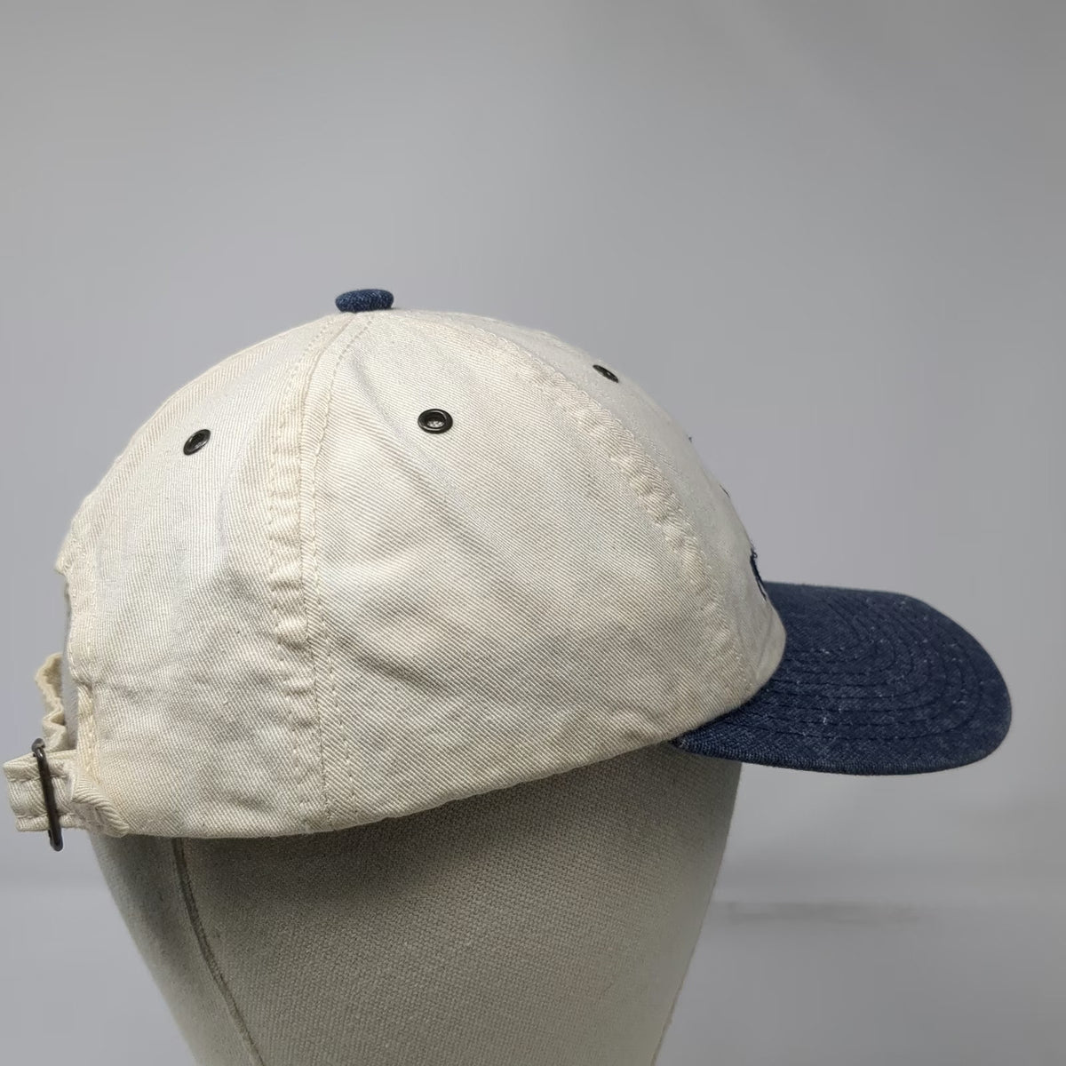 Nike Baseball Cap White Blue Embroidered Swoosh Logo Slideback USA Hat Vintage