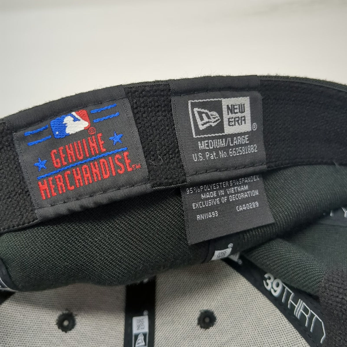 Arizona Diamondbacks MLB New Era Baseball Cap Black Red Size L 39THIRTY Hat