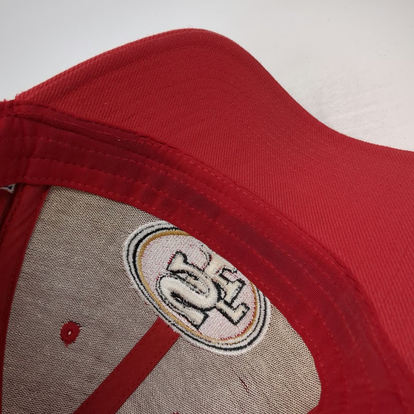 Reebok San Francisco 49ers NFL Red Cap OSFM Sideline Strapback Embroidered Hat