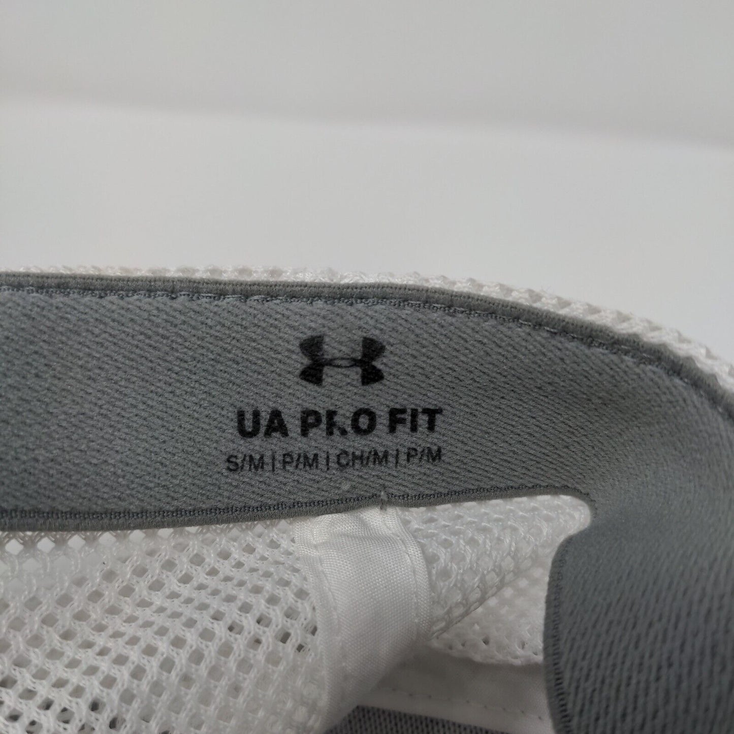 Under Armour Fish Fitted Trucker Hat Blue S/M Pro Fit Mesh Back Polyester