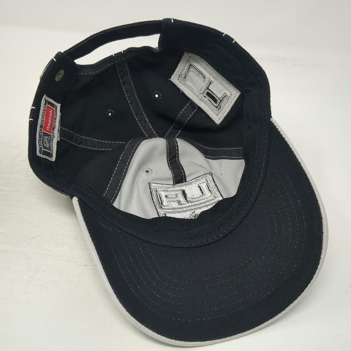 Reebok Los Angeles Kings NHL Hat Gray One Size Baseball Cap Contrast Stitching