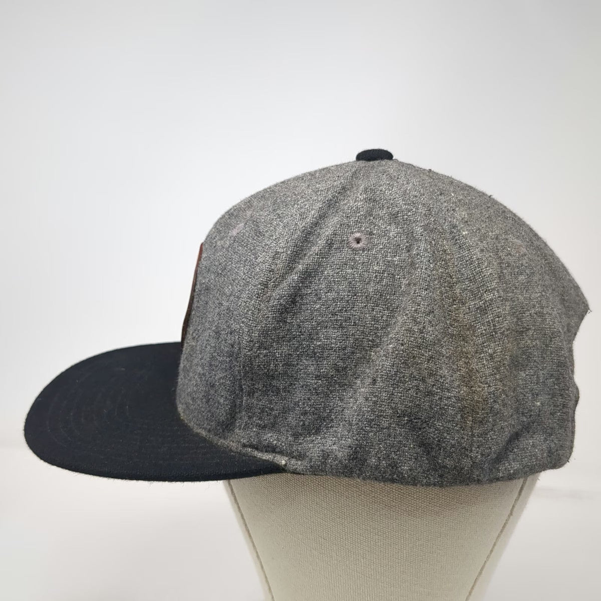 Mammoth Baseball Cap Gray One Size Leather Patch Wool Blend Flat Brim Hat Crown
