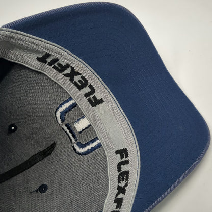 TravisMathew 5 Panel Hat Blue XL Fitted Flexfit Embroidered Logo Curved Brim