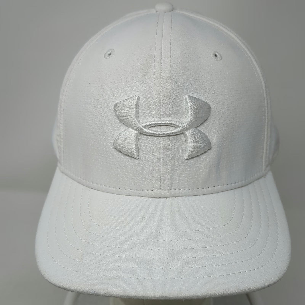 Under Armour Baseball Cap White XL Fitted Stretch Embroidered Logo Athletic Hat