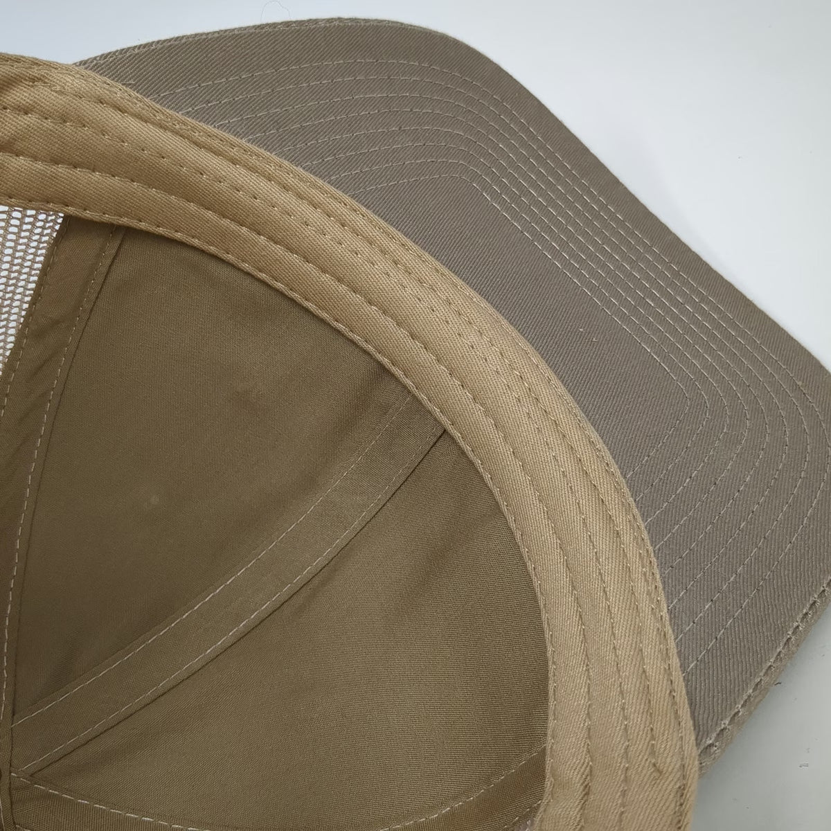 Beige Trucker Hat One Size Ducks Unlimited Volunteer Mesh Snapback Hunting Logo