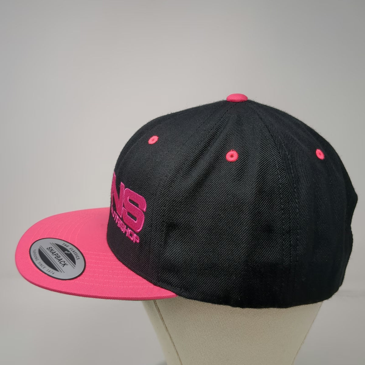 Yupoong Nutrishop NS Hat Snapback Black Pink One Size Flat Brim Green Undervisor