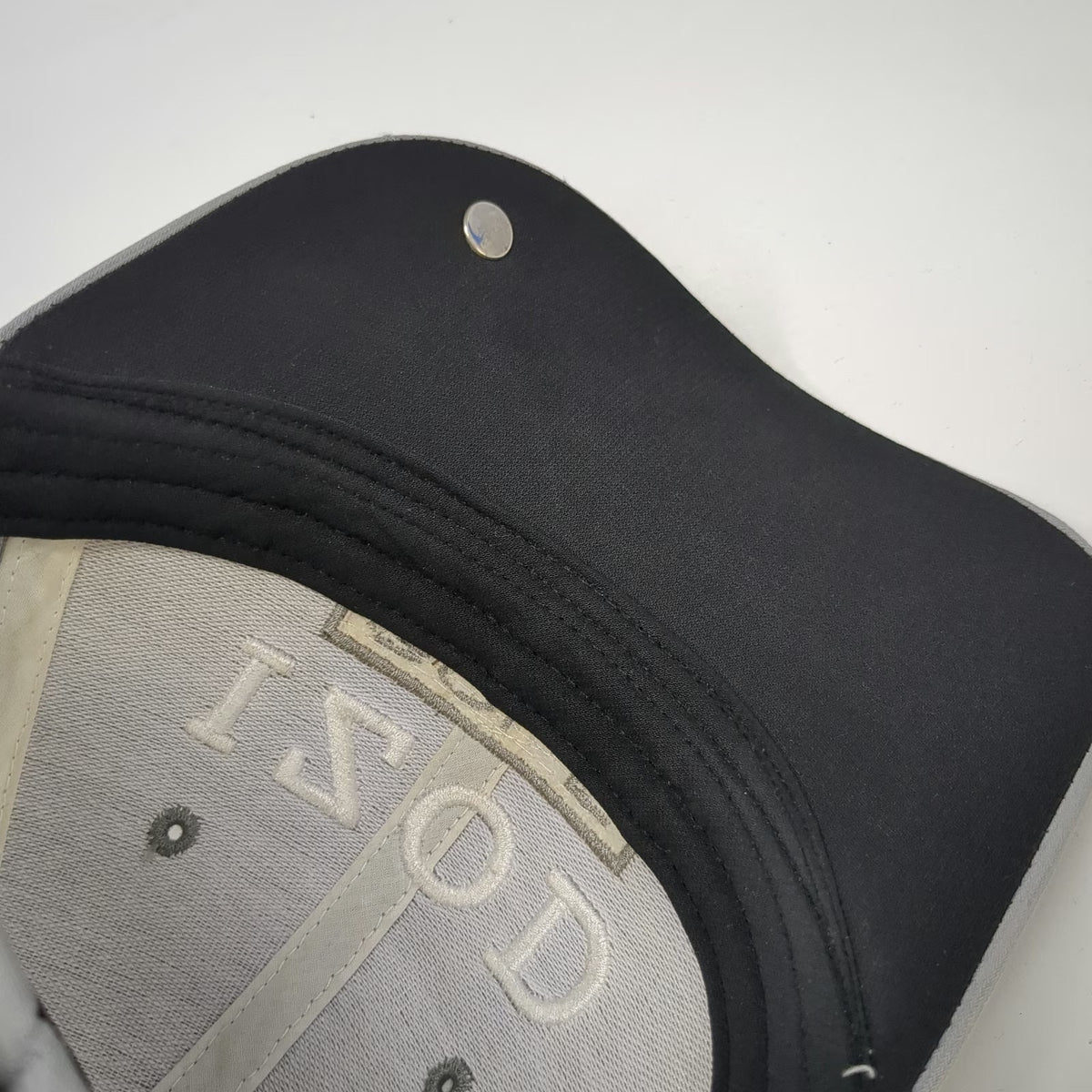 IZOD Baseball Cap Gray One Size Golf Ball Marker Performance Slideback Hat Logo