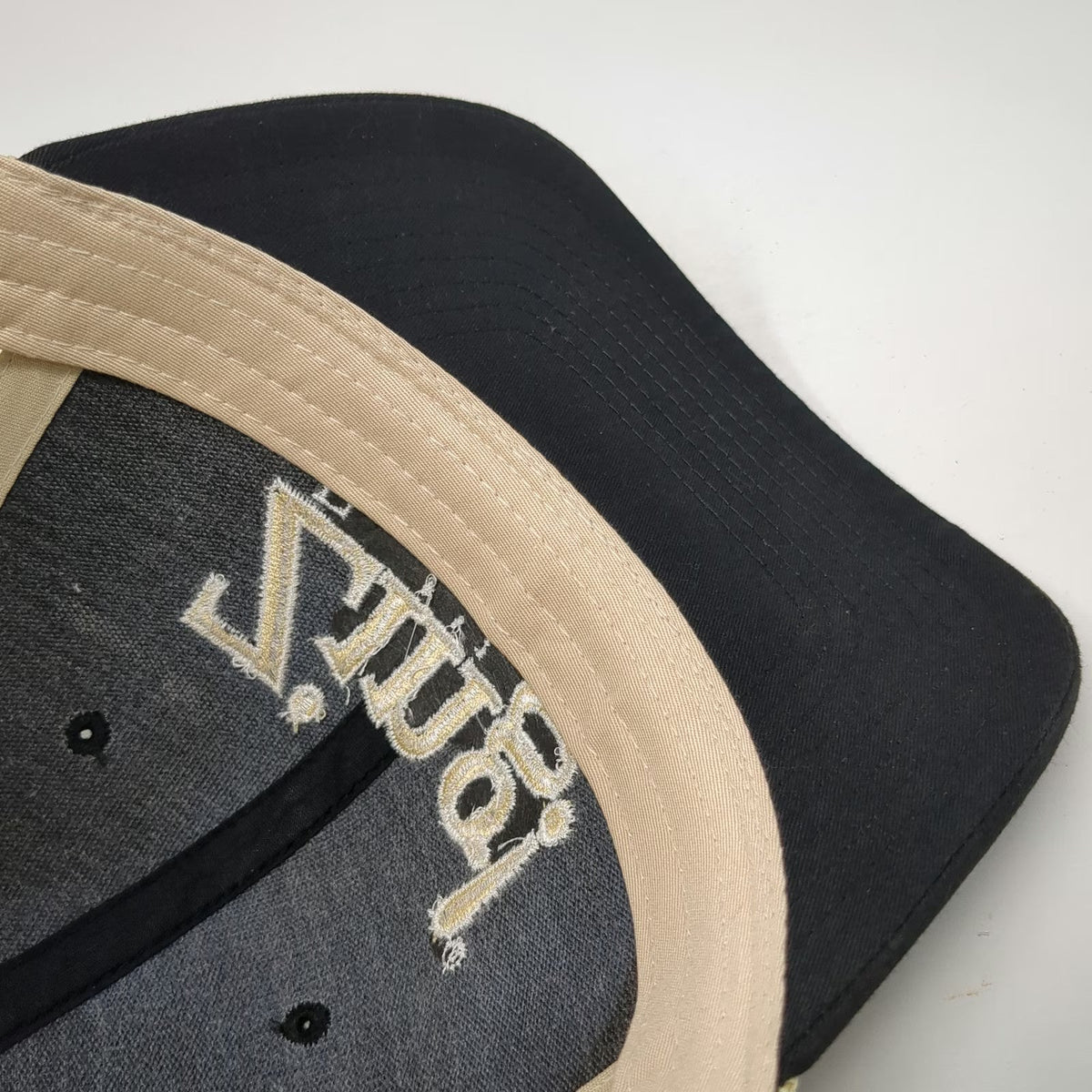 Richardson Trucker Hat Black Beige One Size Zing Fungicide Gowan USA Snapback