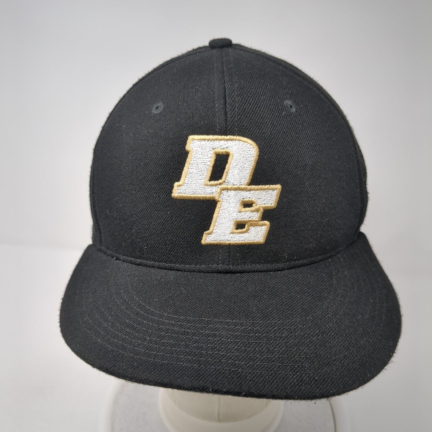 DE Fitted Hat Black M/L Lightweight Embroidered Swoosh Logo 643 Dri-Fit Nike