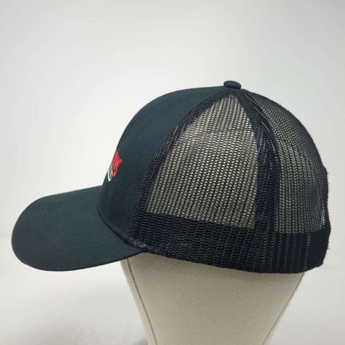 Cap America Trucker Hat Black One Size Space Aliens Grill & Bar Mesh Snapback