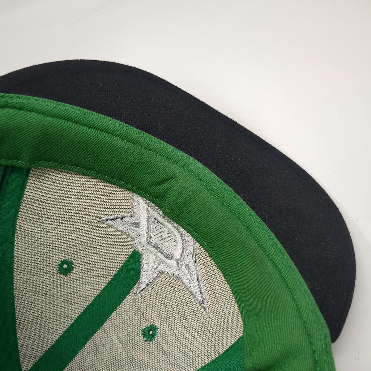 Adidas Snapback Green Black OSFM Hat Dallas Stars NHL Hockey Logo Flat Brim