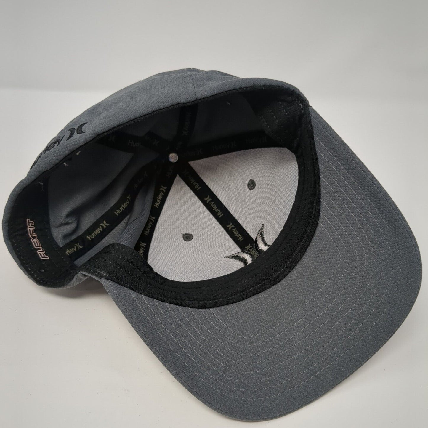 Hurley Fitted Hat Gray Small-Medium Flexfit Embroidered Logo 6 Panel