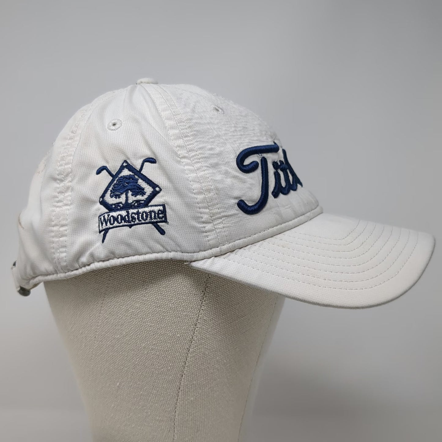 Titleist Baseball Cap White One Size Woodstone Golf Club Embroidered Logo Hat
