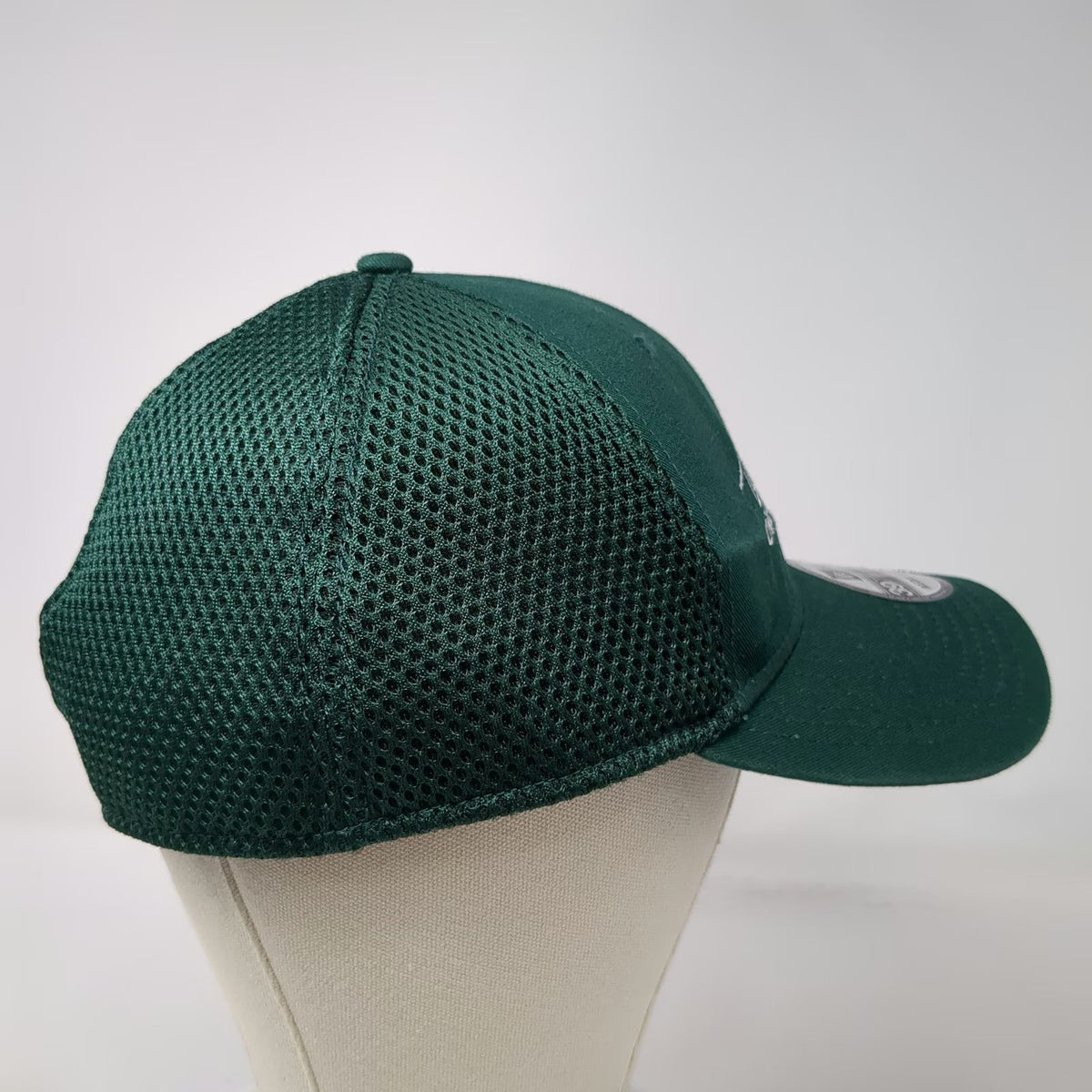 New Era Baseball Cap Green L Bethel Child Care Services Mesh Back 39THIRTY Hat